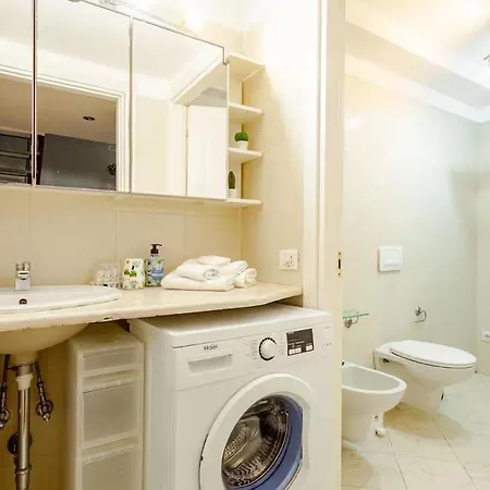 아파트 Centrale- Duomo - Loft Attaccato A M1 E Ac *
